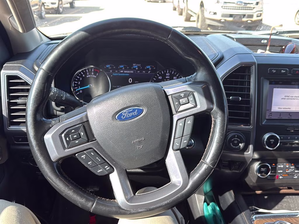 2019 Agate Black Metallic Ford Expedition Max Platinum 4X4 SUV