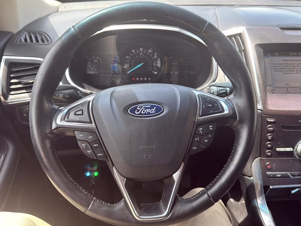 2019 Agate Black Metallic Ford Edge Titanium FWD SUV