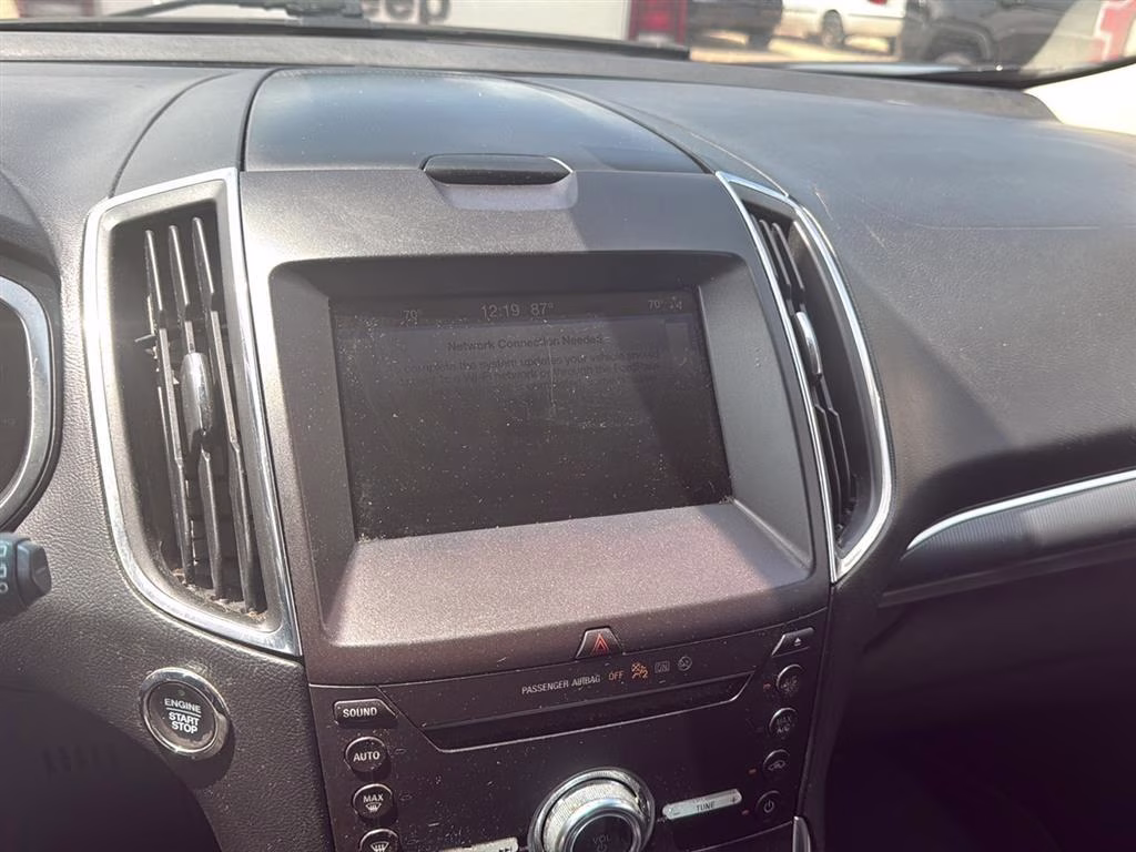 2019 Agate Black Metallic Ford Edge Titanium FWD SUV