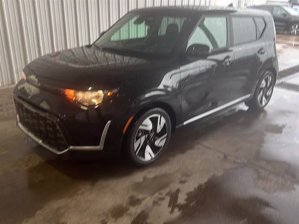 2023 Fusion Black Kia Soul GT-Line FWD Hatchback