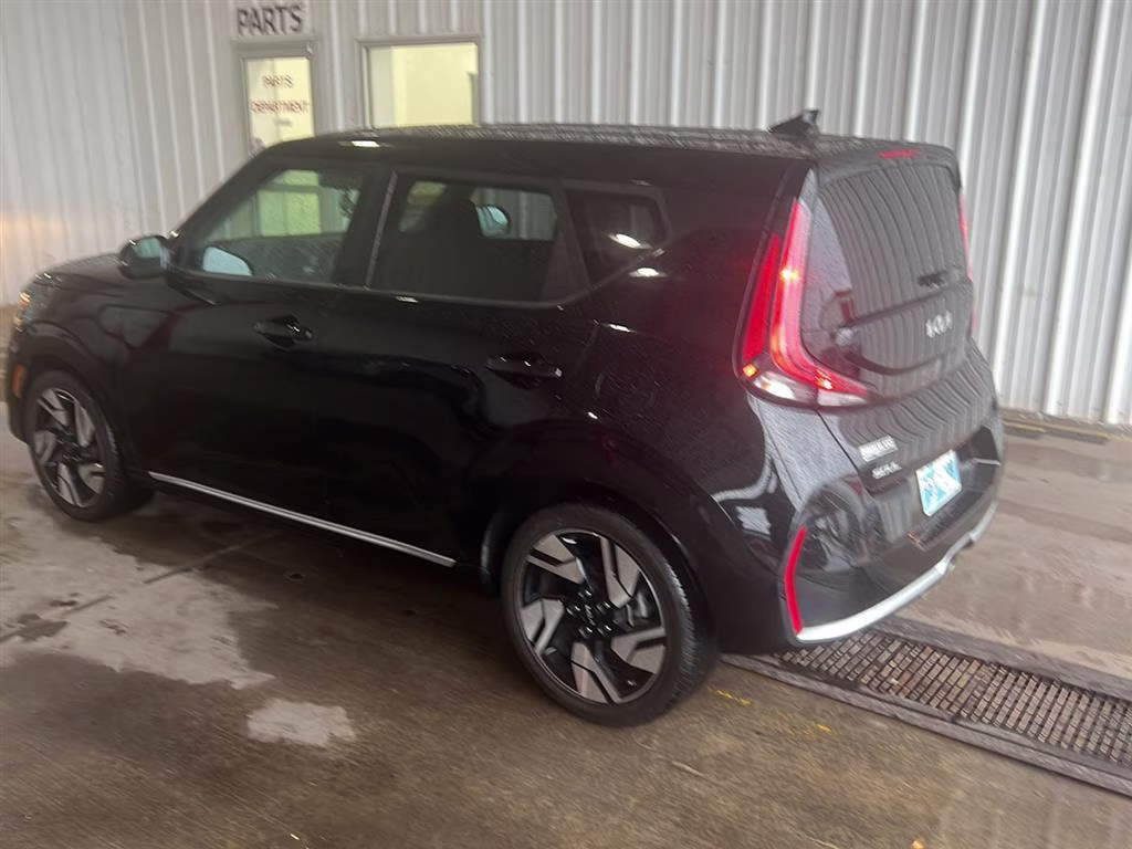 2023 Fusion Black Kia Soul GT-Line FWD Hatchback