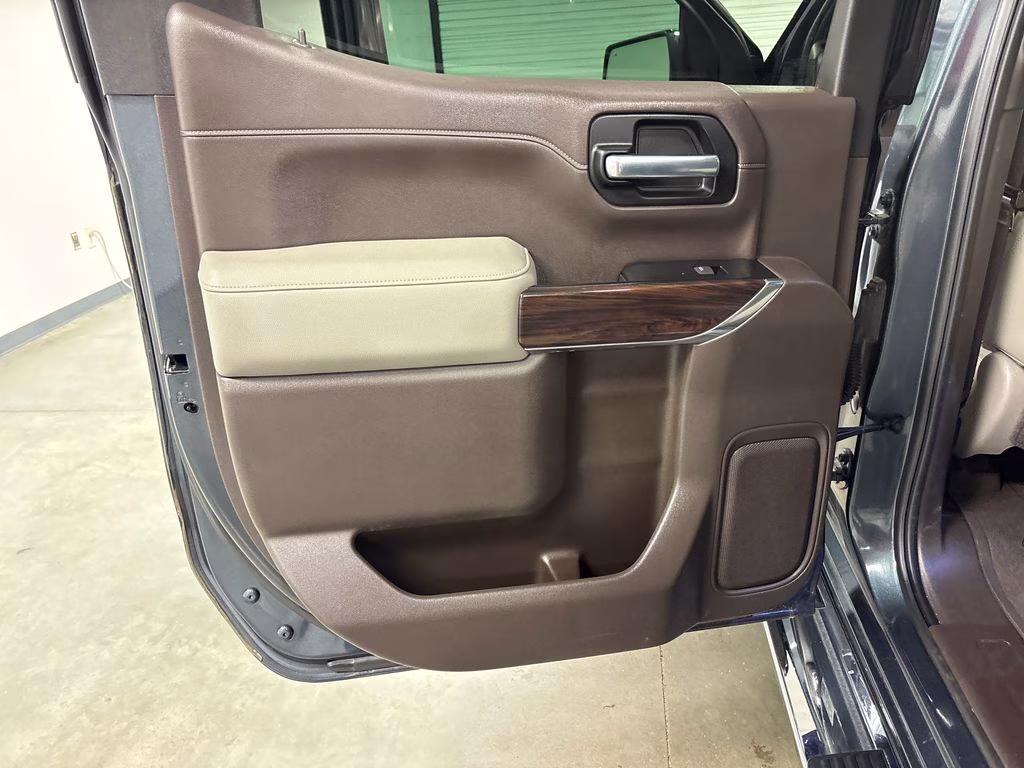 2019 Dark Sky Metallic GMC Sierra 1500 SLT 4X4 Truck