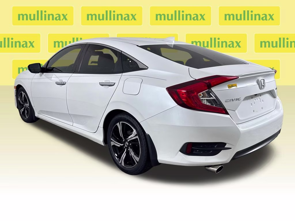 2018 White Orchid Pearl Honda Civic Touring FWD Sedan