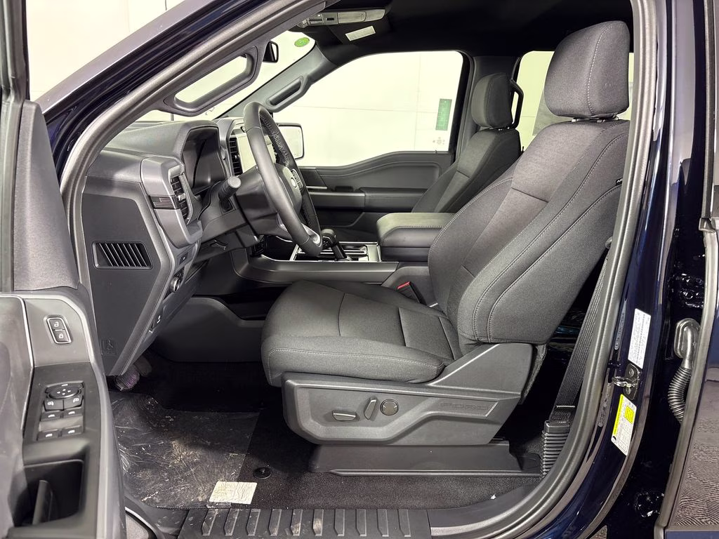 2026 Antimatter Blue Metallic Ford F-150 XLT 4X4 Truck