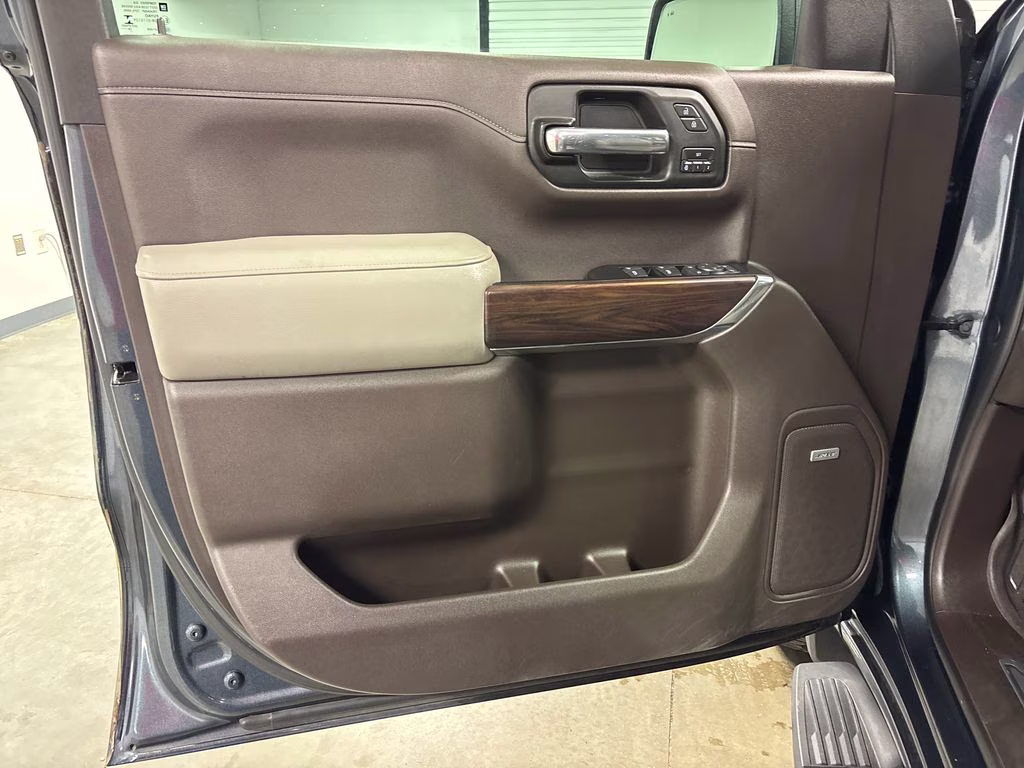 2019 Dark Sky Metallic GMC Sierra 1500 SLT 4X4 Truck