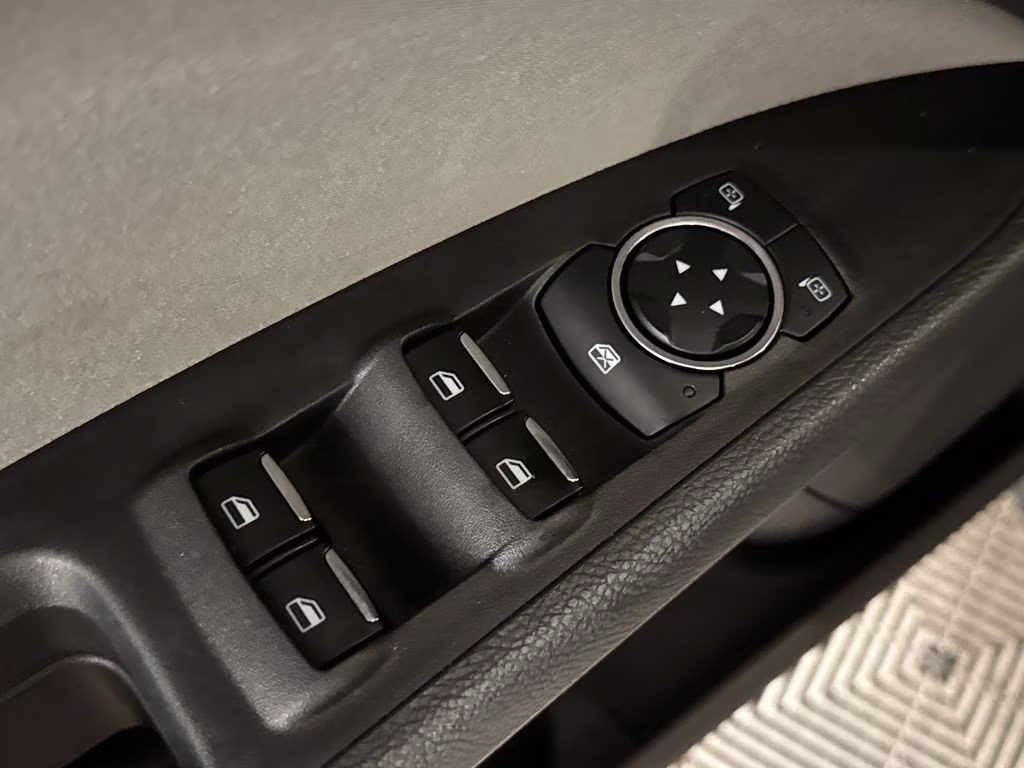 2015 Guard Ford Fusion S FWD Sedan