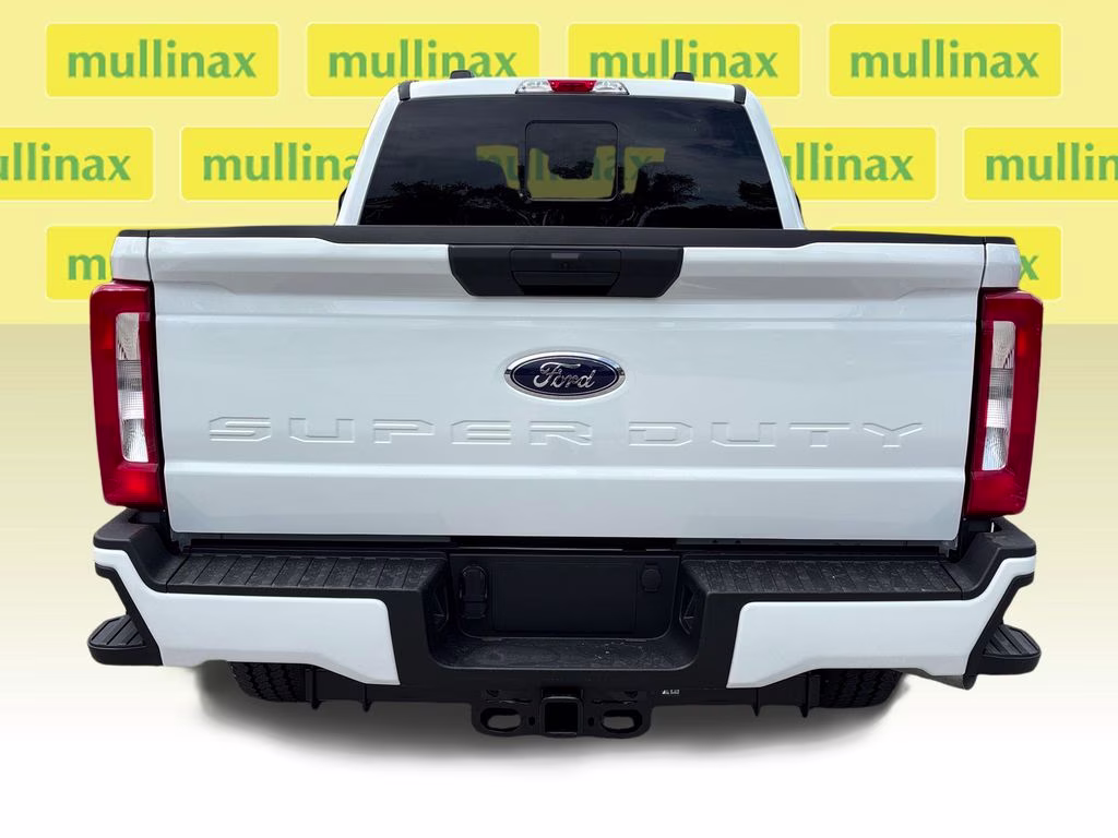 2026 Oxford White Ford Super Duty F-250 SRW XL 4X4 Truck