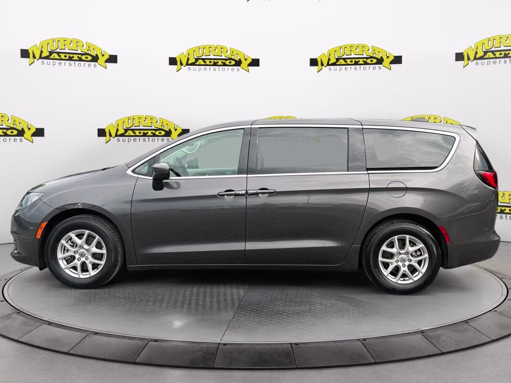 2023 Granite Crystal Metallic Clearcoat Chrysler Voyager LX FWD Van