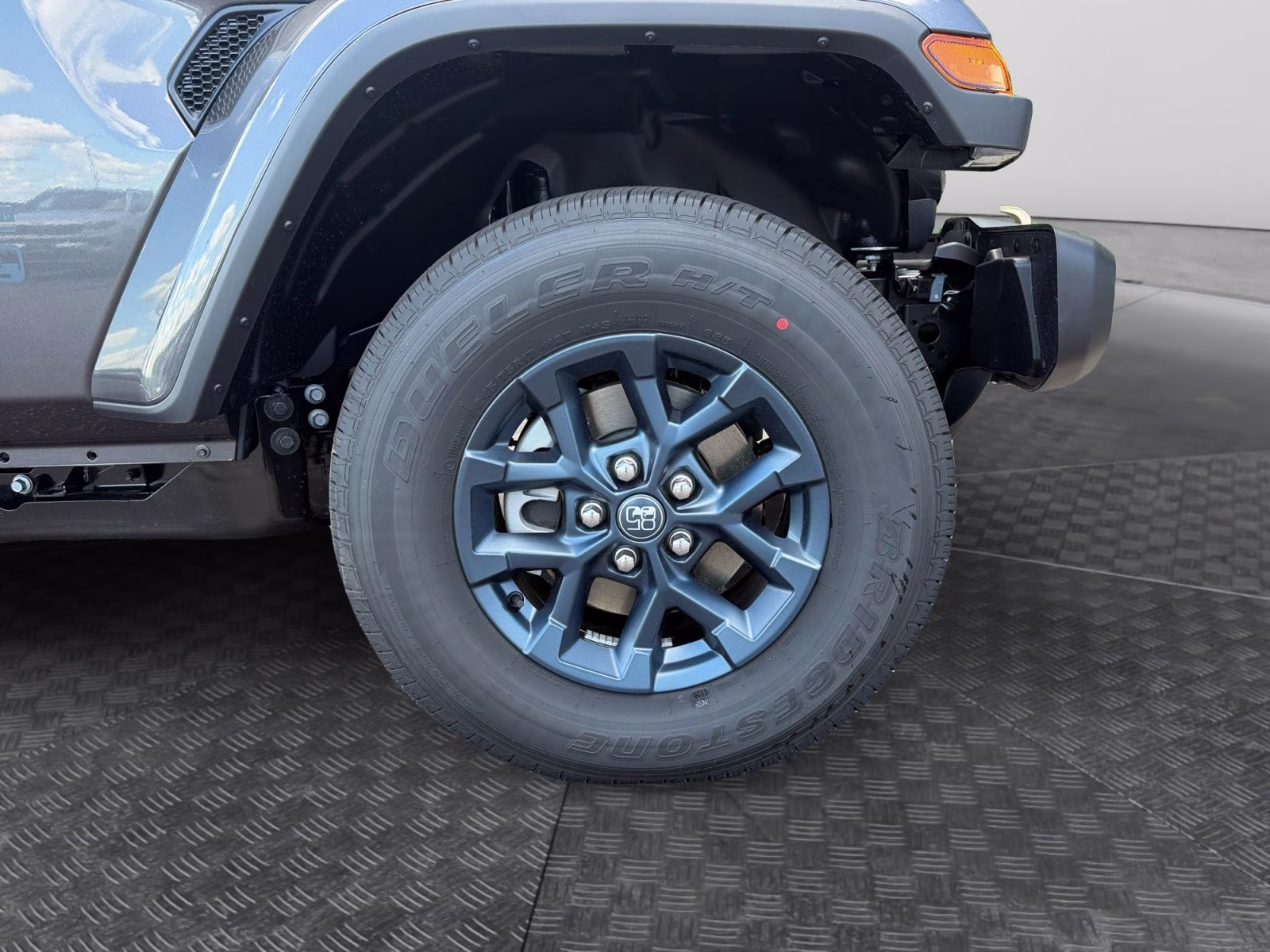 2026 Granite Crystal Metallic Clearcoat Jeep Gladiator 85th Anniversary Edition 4X4 Truck