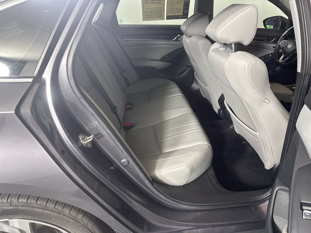 2019 Modern Steel Metallic Honda Accord EX-L FWD Sedan