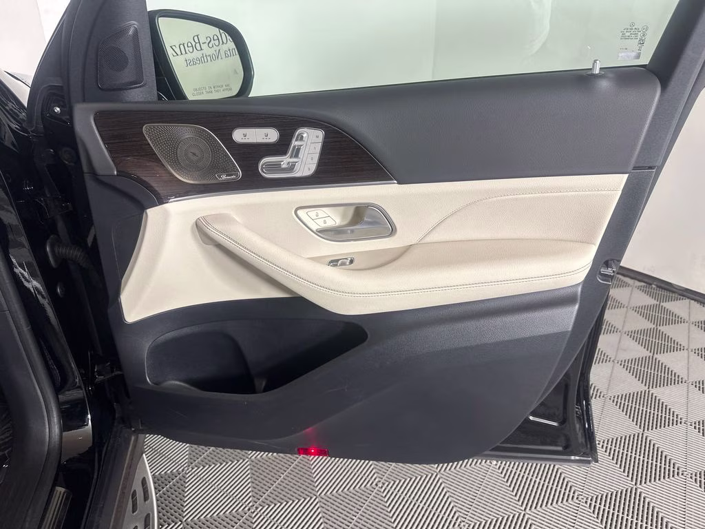 2025 Black Mercedes-Benz GLE GLE 350 RWD SUV
