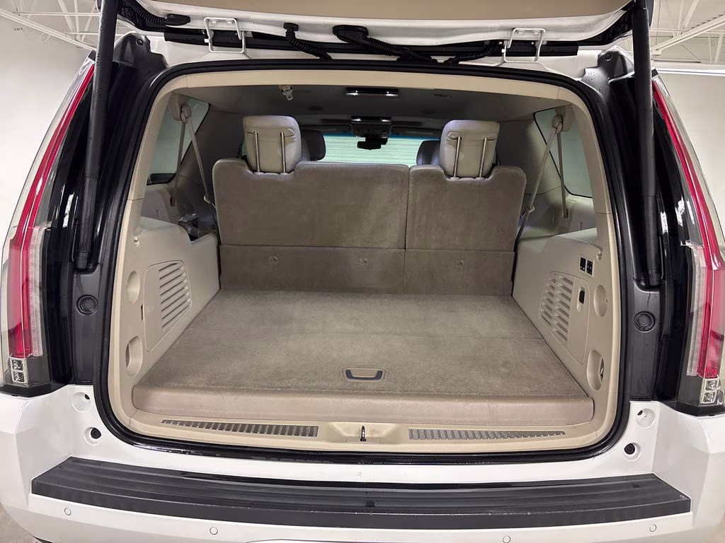 2018 Crystal White Tricoat Cadillac Escalade ESV Premium 4X4 SUV