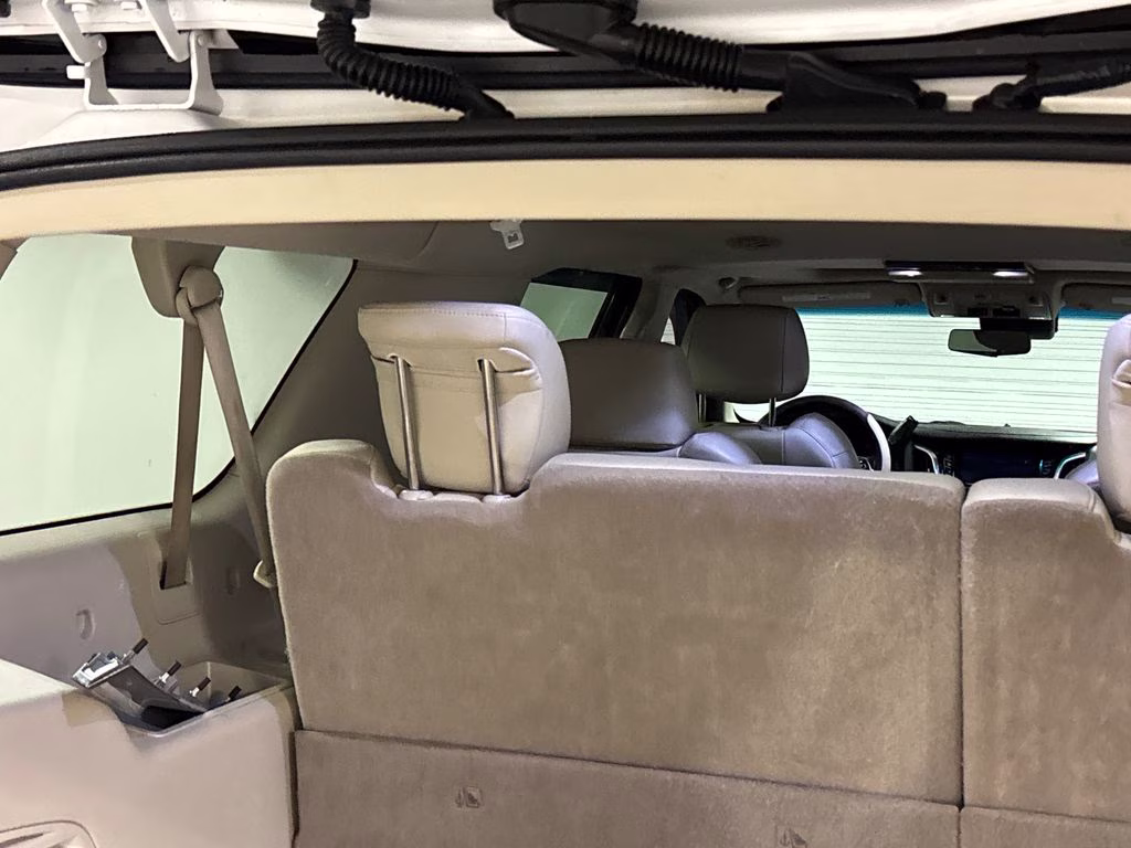 2018 Crystal White Tricoat Cadillac Escalade ESV Premium 4X4 SUV