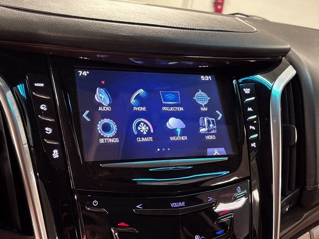 2018 Crystal White Tricoat Cadillac Escalade ESV Premium 4X4 SUV