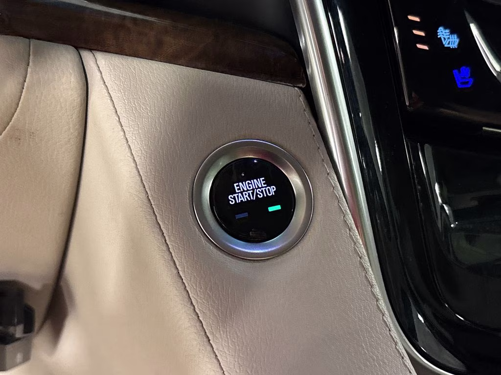 2018 Crystal White Tricoat Cadillac Escalade ESV Premium 4X4 SUV