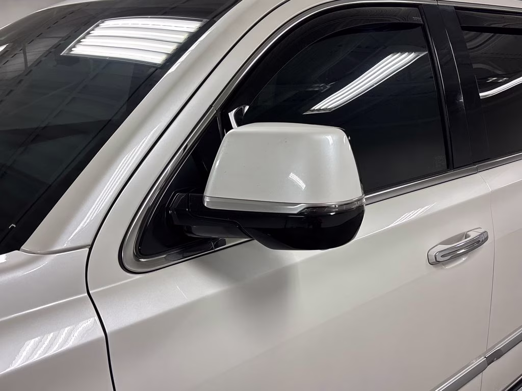 2018 Crystal White Tricoat Cadillac Escalade ESV Premium 4X4 SUV