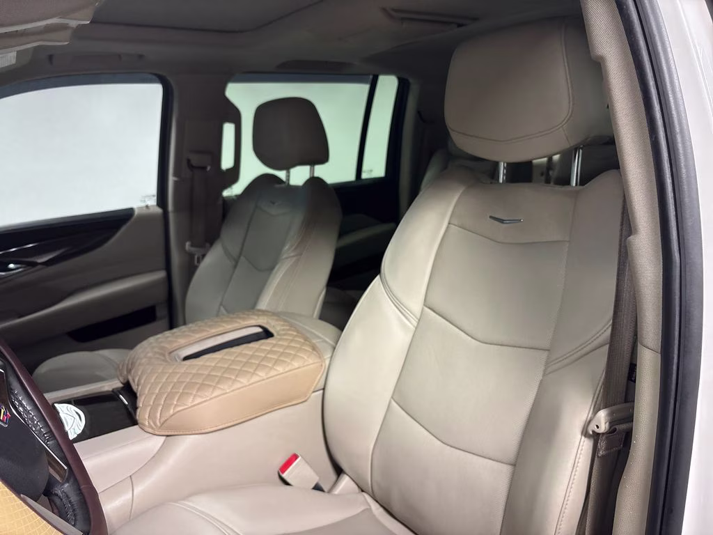 2018 Crystal White Tricoat Cadillac Escalade ESV Premium 4X4 SUV