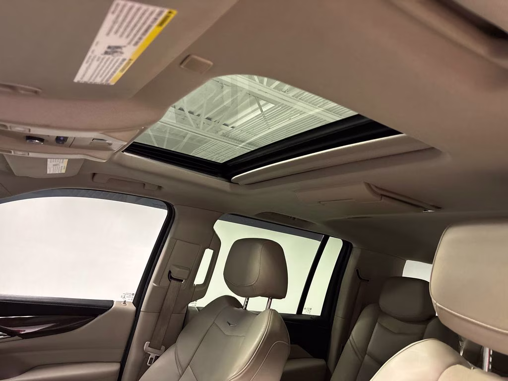 2018 Crystal White Tricoat Cadillac Escalade ESV Premium 4X4 SUV