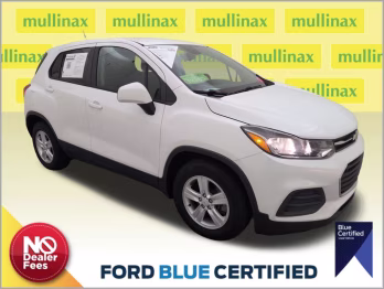 2020 Summit White Chevrolet Trax LS FWD SUV