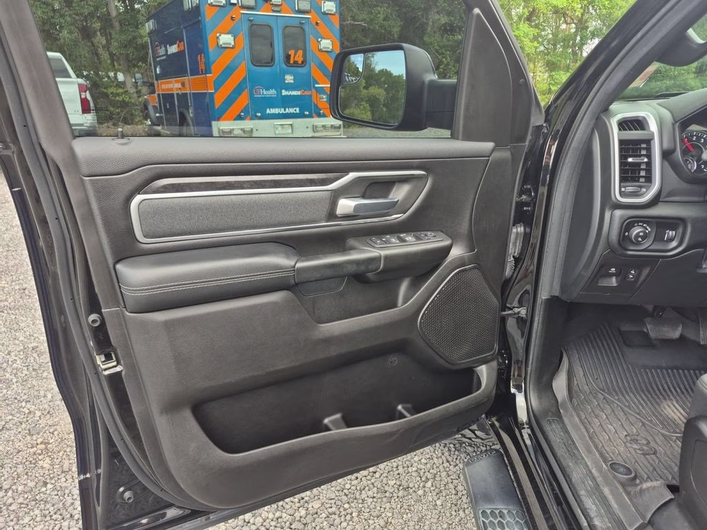 2022 Diamond Black Ram 1500 Big Horn/Lone Star RWD Truck