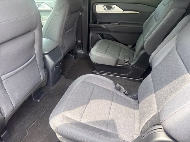 2026 Gray Ford Explorer Active RWD SUV