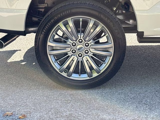 2026 White Ford F-150 Platinum 4X4 Truck