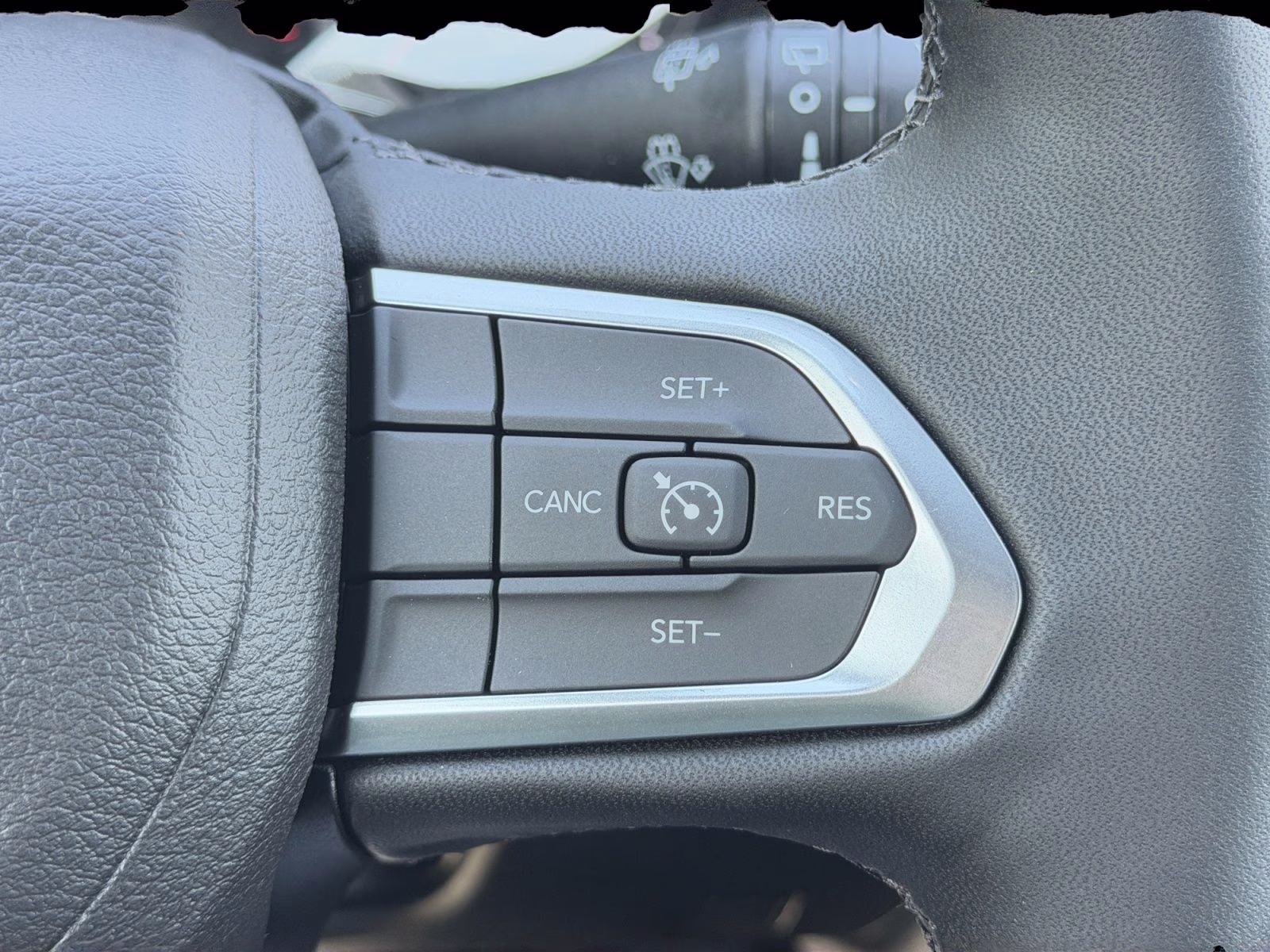 2026 Fathom Blue Pearl Coat Jeep Compass Latitude 4X4 SUV