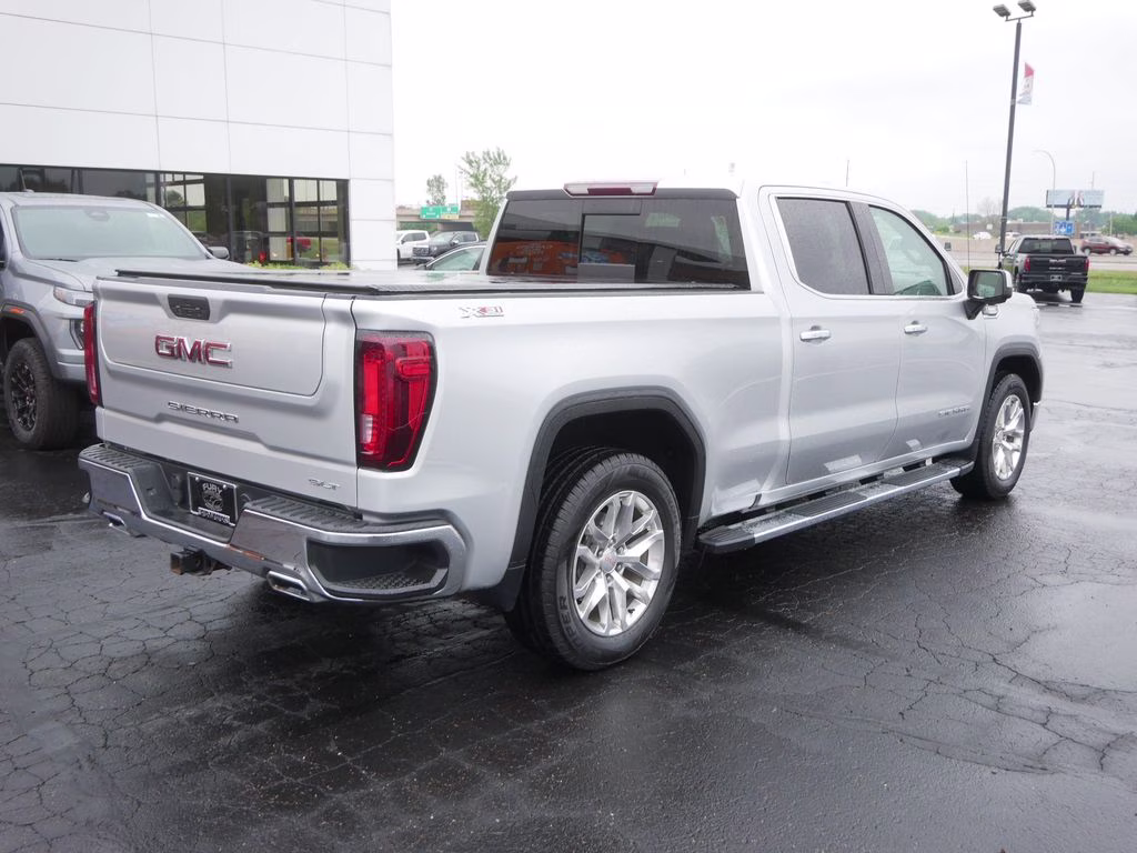 2021 Quicksilver Metallic GMC Sierra 1500 SLT w/ Premium Pckg 4X4 Truck