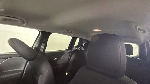 2022 Sting-Gray Clearcoat Jeep Renegade Latitude 4X4 SUV