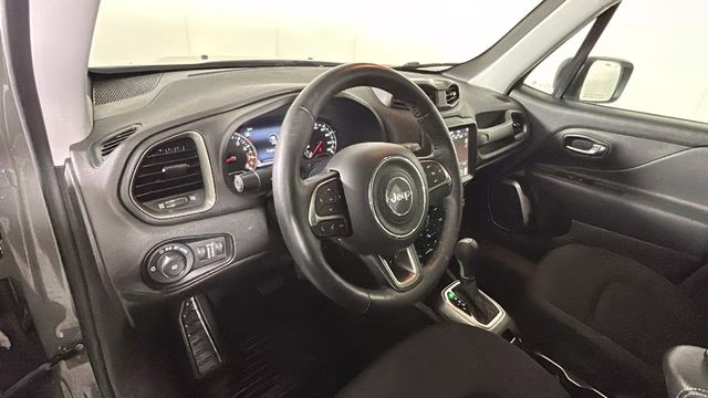 2022 Sting-Gray Clearcoat Jeep Renegade Latitude 4X4 SUV