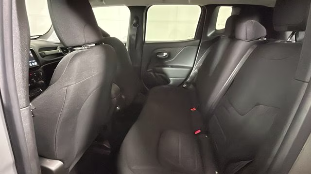 2022 Sting-Gray Clearcoat Jeep Renegade Latitude 4X4 SUV