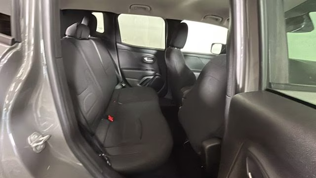 2022 Sting-Gray Clearcoat Jeep Renegade Latitude 4X4 SUV