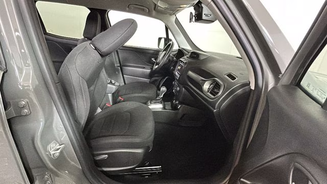 2022 Sting-Gray Clearcoat Jeep Renegade Latitude 4X4 SUV