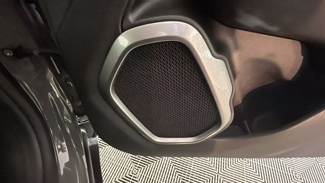 2022 Sting-Gray Clearcoat Jeep Renegade Latitude 4X4 SUV