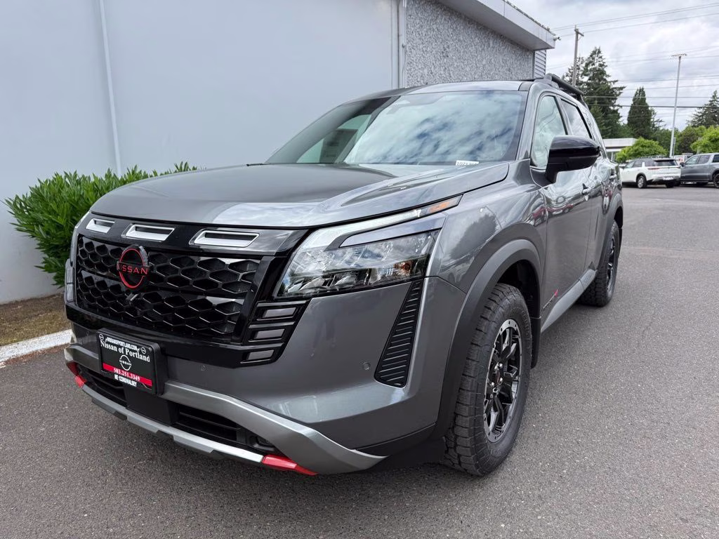2026 Gun Metallic Nissan Pathfinder Rock Creek 4X4 SUV