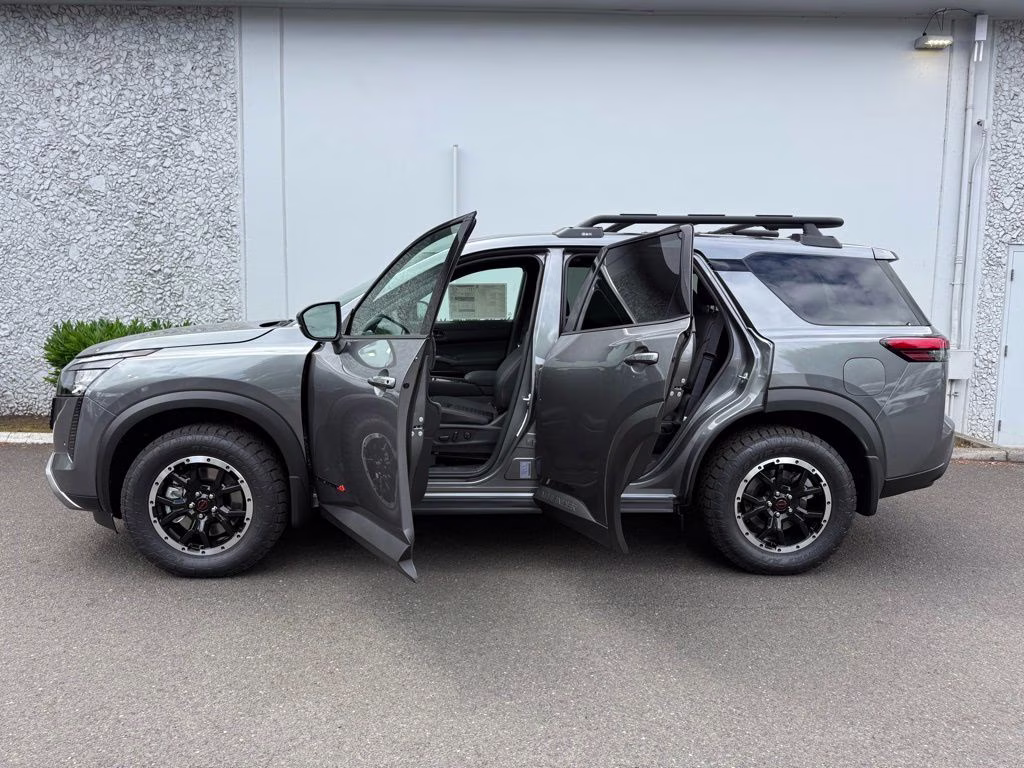 2026 Gun Metallic Nissan Pathfinder Rock Creek 4X4 SUV
