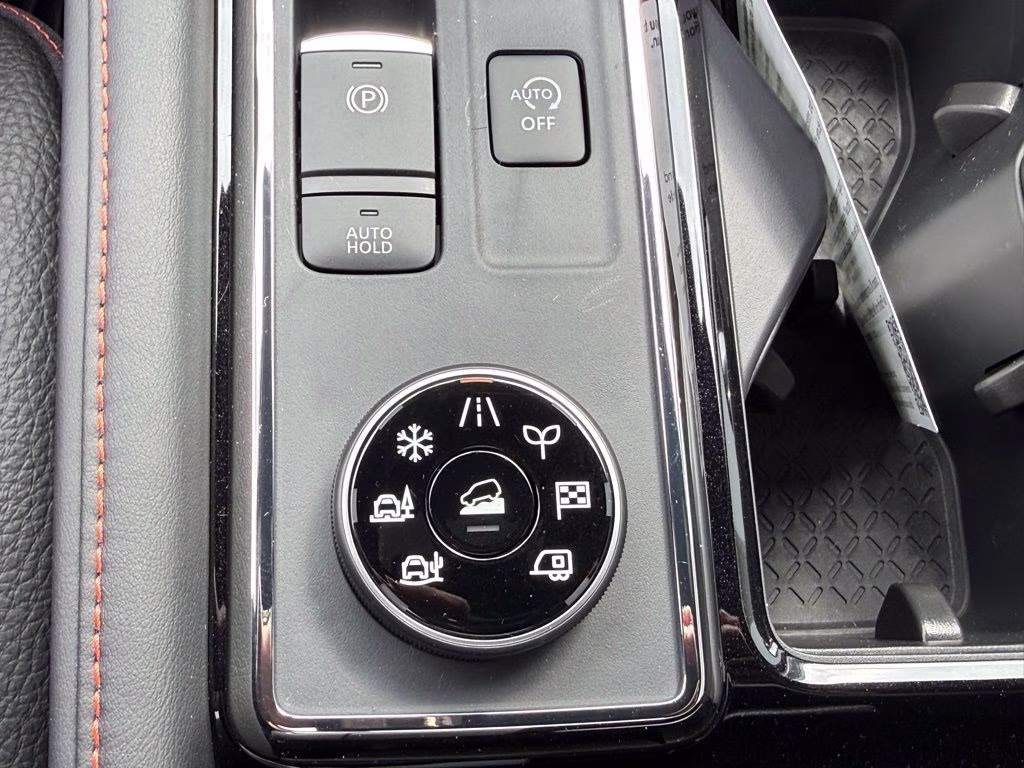 2026 Gun Metallic Nissan Pathfinder Rock Creek 4X4 SUV