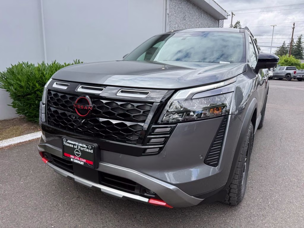 2026 Gun Metallic Nissan Pathfinder Rock Creek 4X4 SUV