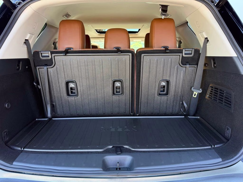 2026 Deep Ocean Blue Pearl Nissan Pathfinder Platinum 4X4 SUV