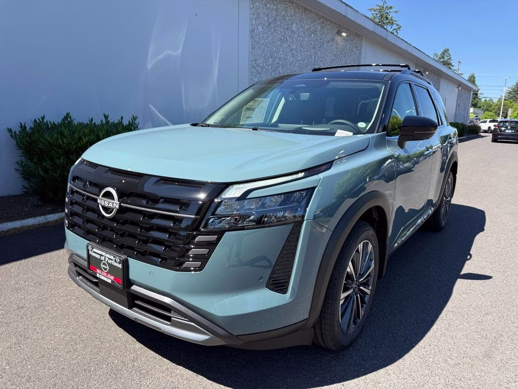 2026 Baltic Teal/Super Black Nissan Pathfinder Platinum 4X4 SUV