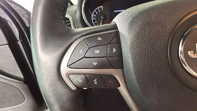 2018 Diamond Black Crystal Pearlcoat Jeep Grand Cherokee Upland Edition 4X4 SUV