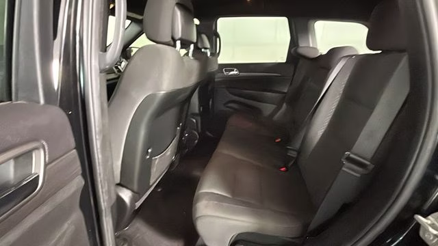 2018 Diamond Black Crystal Pearlcoat Jeep Grand Cherokee Upland Edition 4X4 SUV