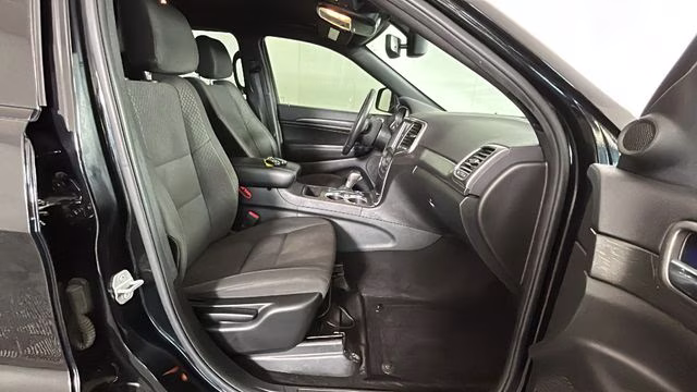 2018 Diamond Black Crystal Pearlcoat Jeep Grand Cherokee Upland Edition 4X4 SUV