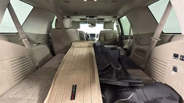 2016 Summit White GMC Yukon SLT 4X4 SUV