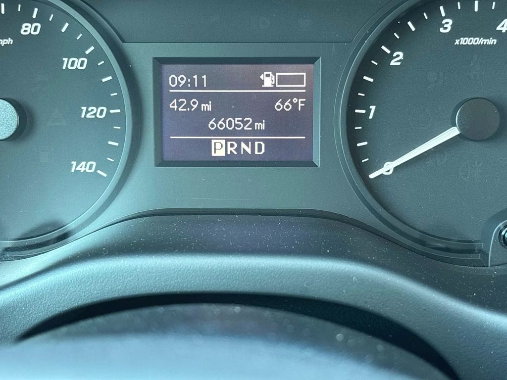 2021 White Mercedes-Benz Metris Cargo RWD Van