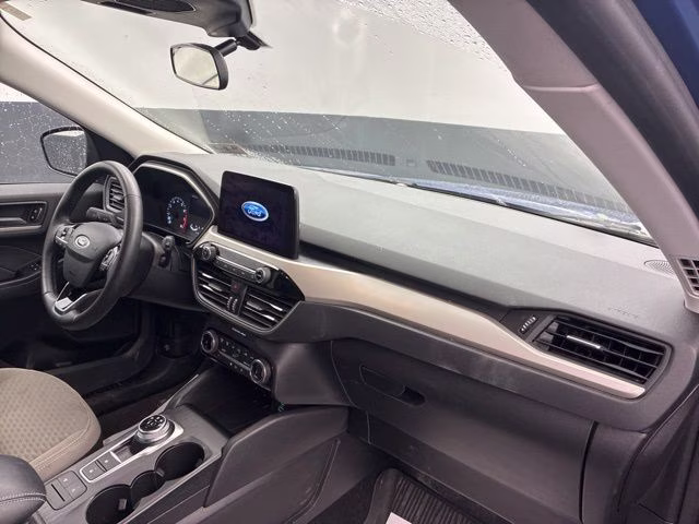 2022 Blue Metallic Ford Escape SE AWD SUV
