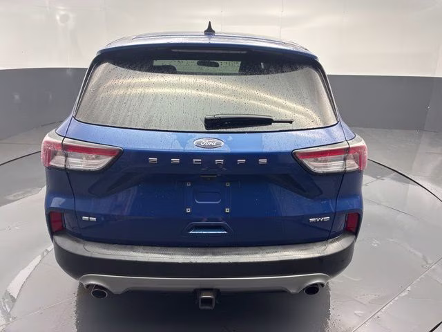 2022 Blue Metallic Ford Escape SE AWD SUV