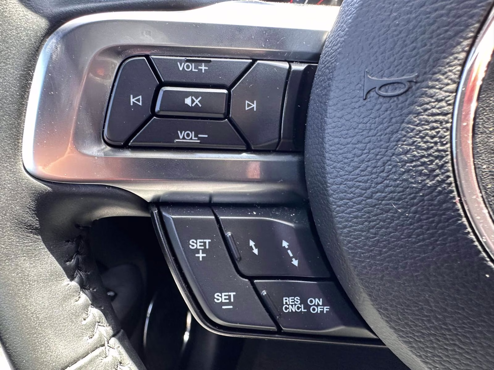 2023 Oxford White Ford Mustang EcoBoost Premium Fastback RWD Sedan