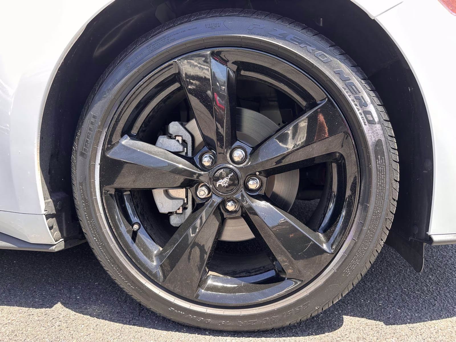 2023 Oxford White Ford Mustang EcoBoost Premium Fastback RWD Sedan