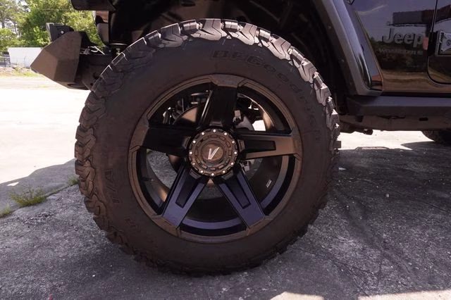 2025 Black Clearcoat Jeep Wrangler Sahara 4X4 SUV